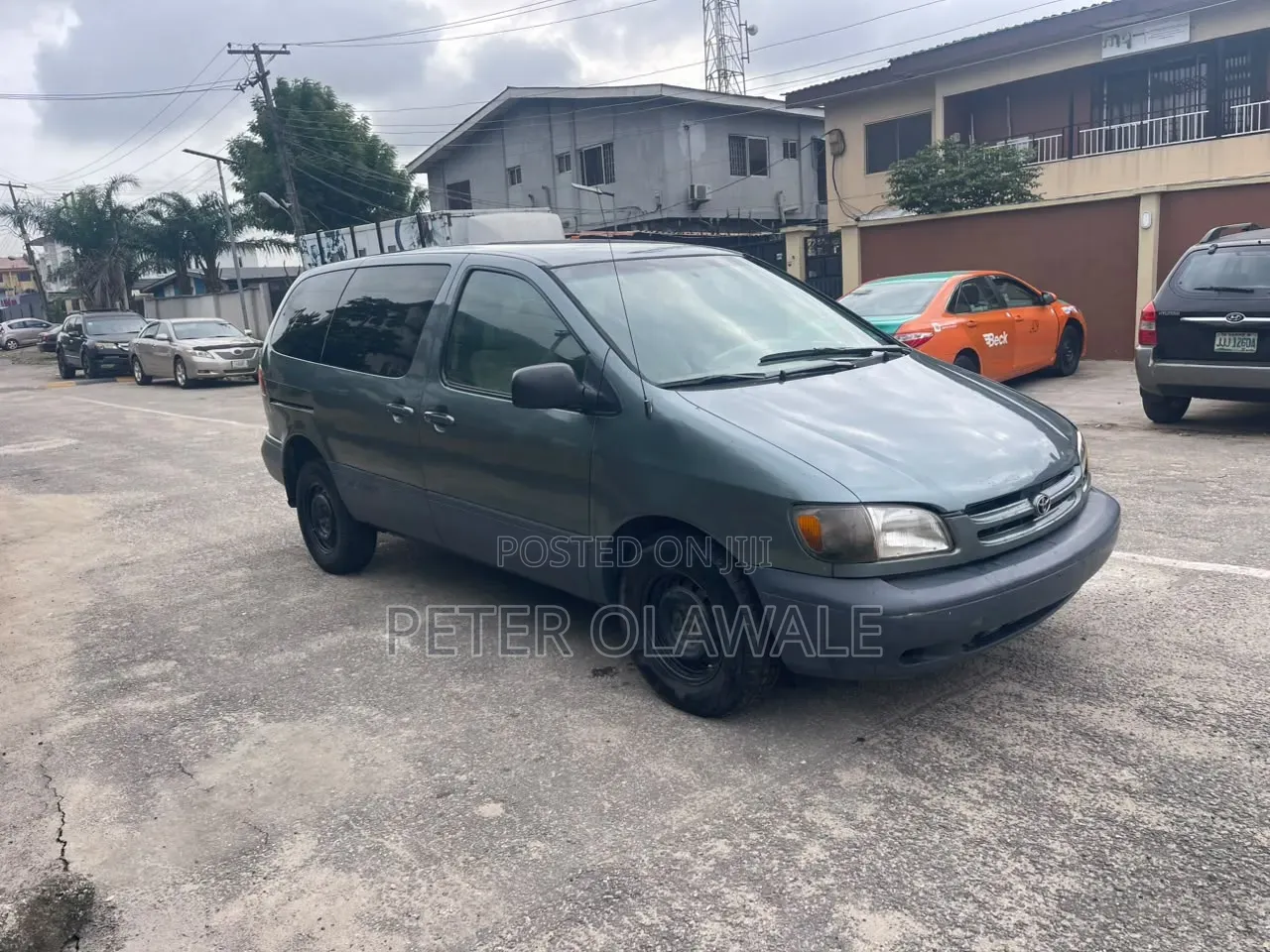 Toyota Sienna 2000 Green
