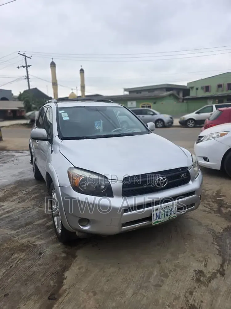 Toyota RAV4 2008 Silver