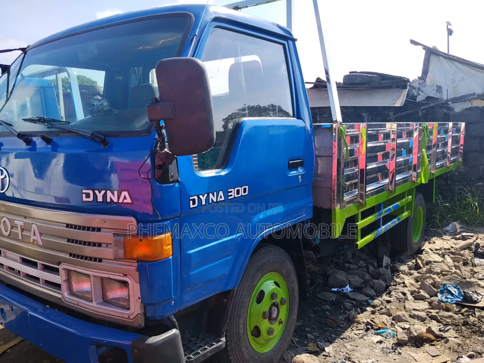 Toyota Dyna300