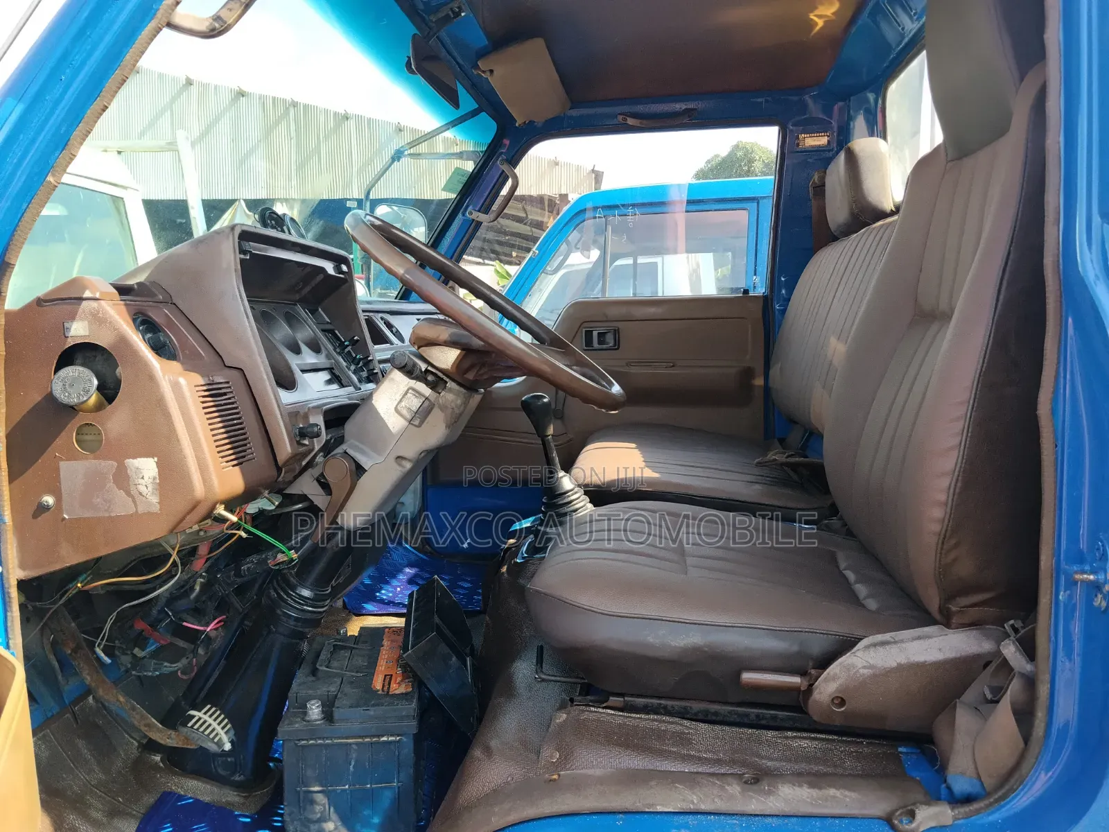 Toyota Dyna300