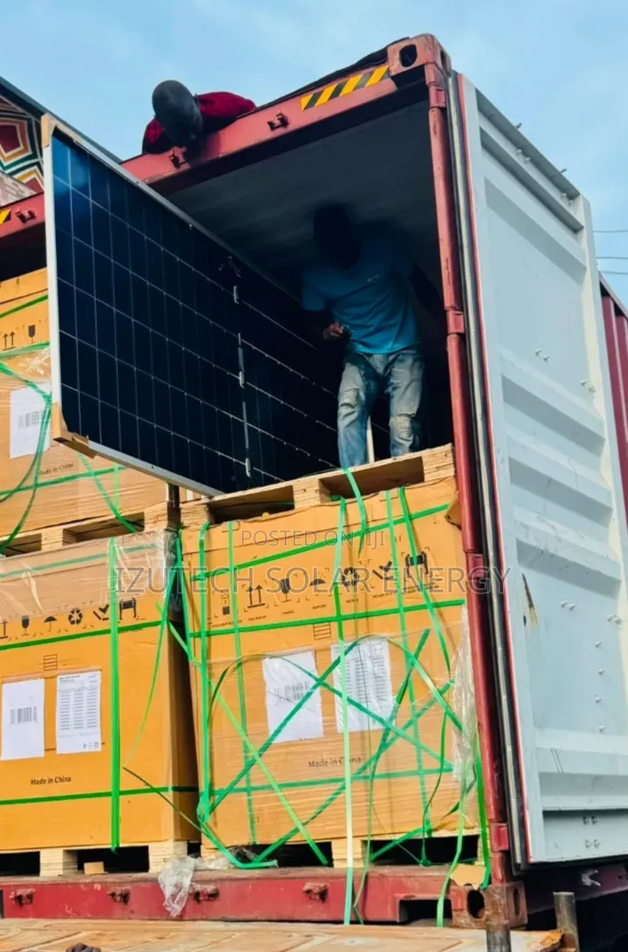 Jinko 600watts Mono Solar Panels 144cell in Stock