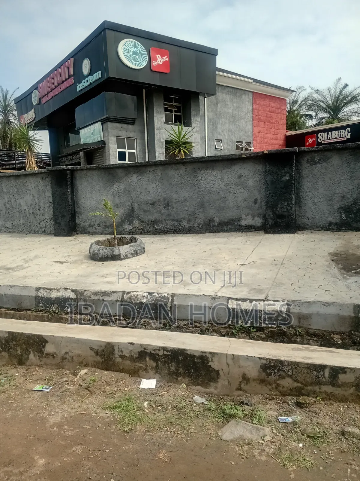 Commercial Duplex for Rent at Awolowo Bodija