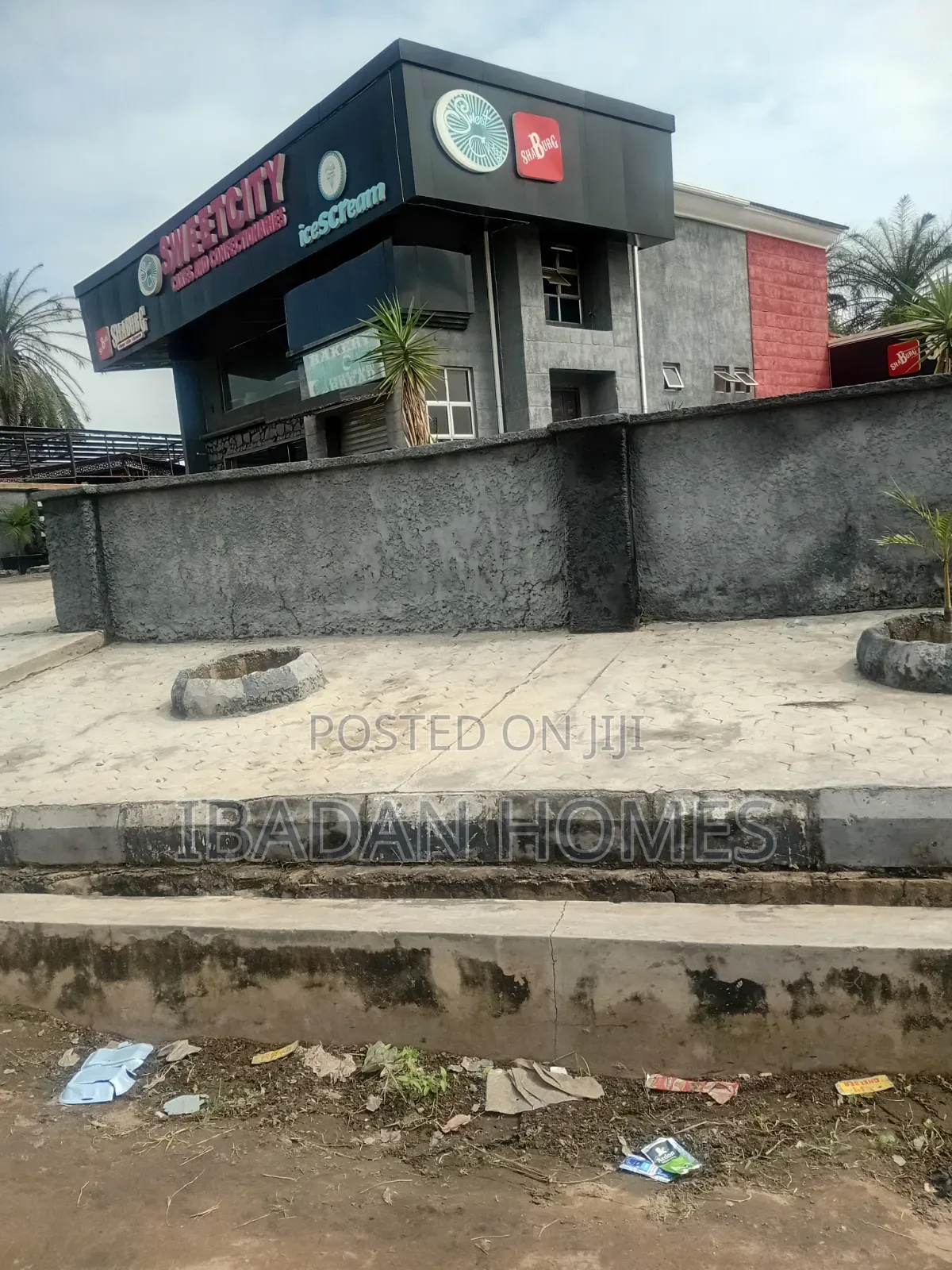 Commercial Duplex for Rent at Awolowo Bodija