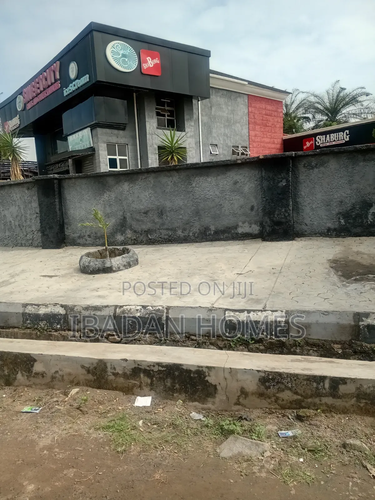 Commercial Duplex for Rent at Awolowo Bodija