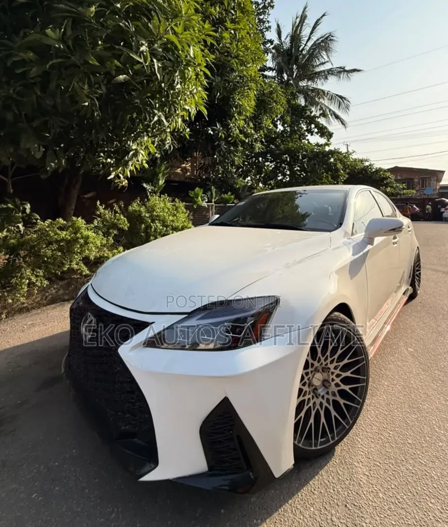 Lexus IS 350 2011 White