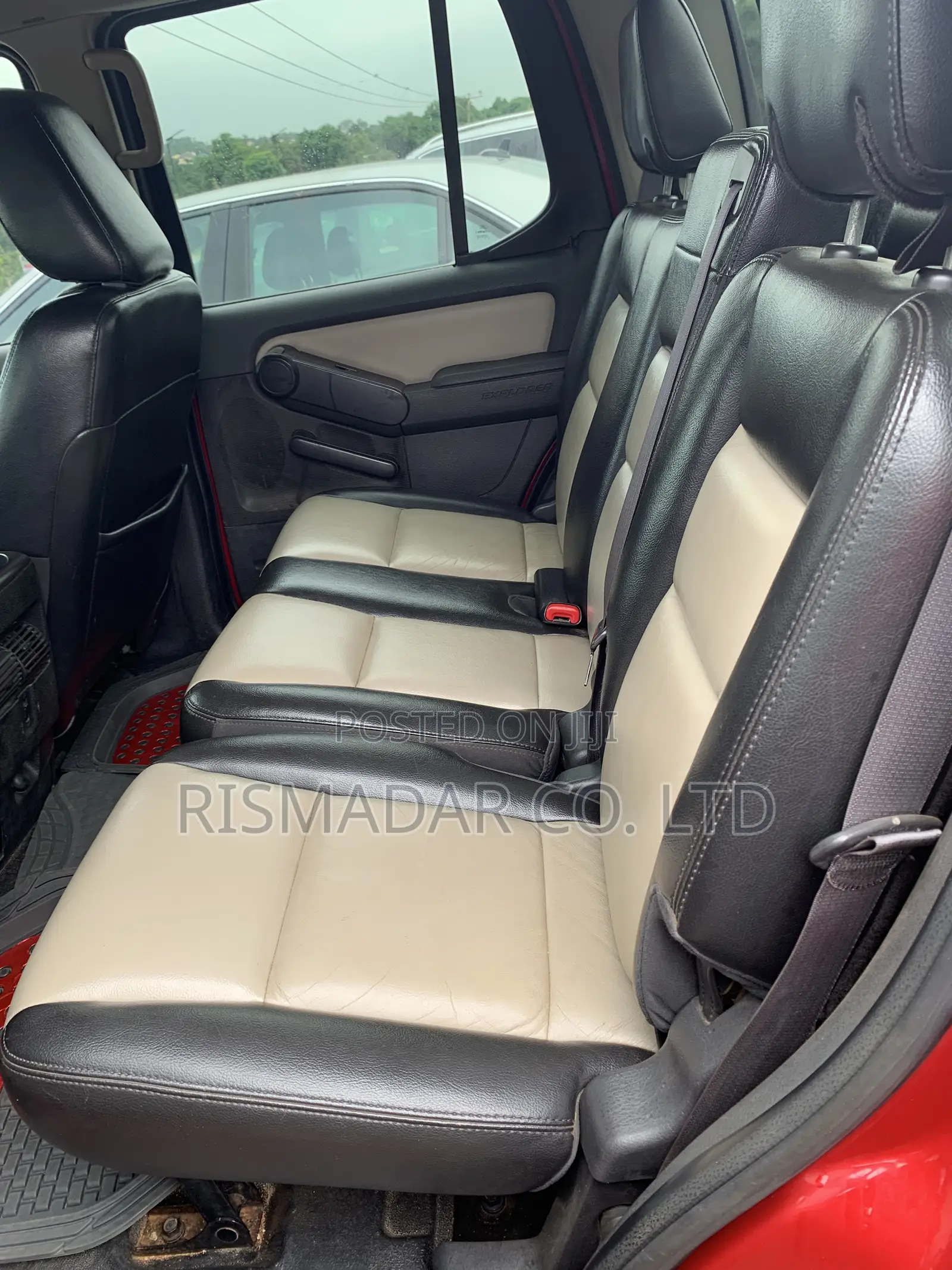 Ford Sport Trac 2009 Red