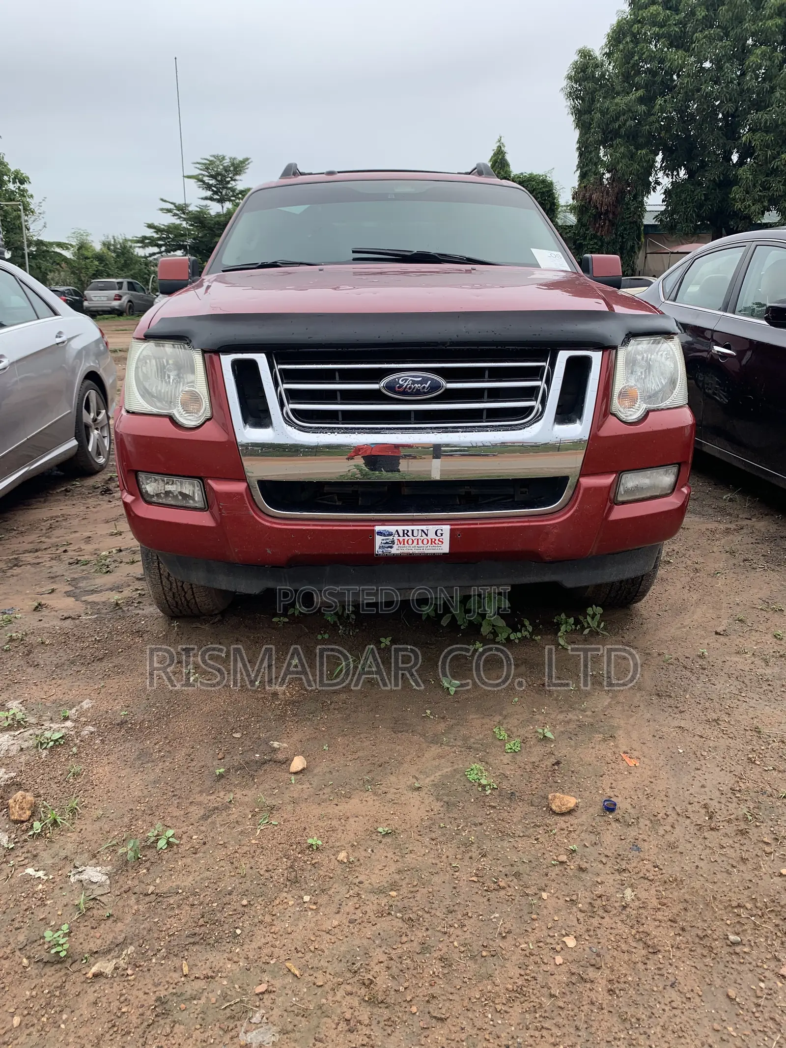 Ford Sport Trac 2009 Red