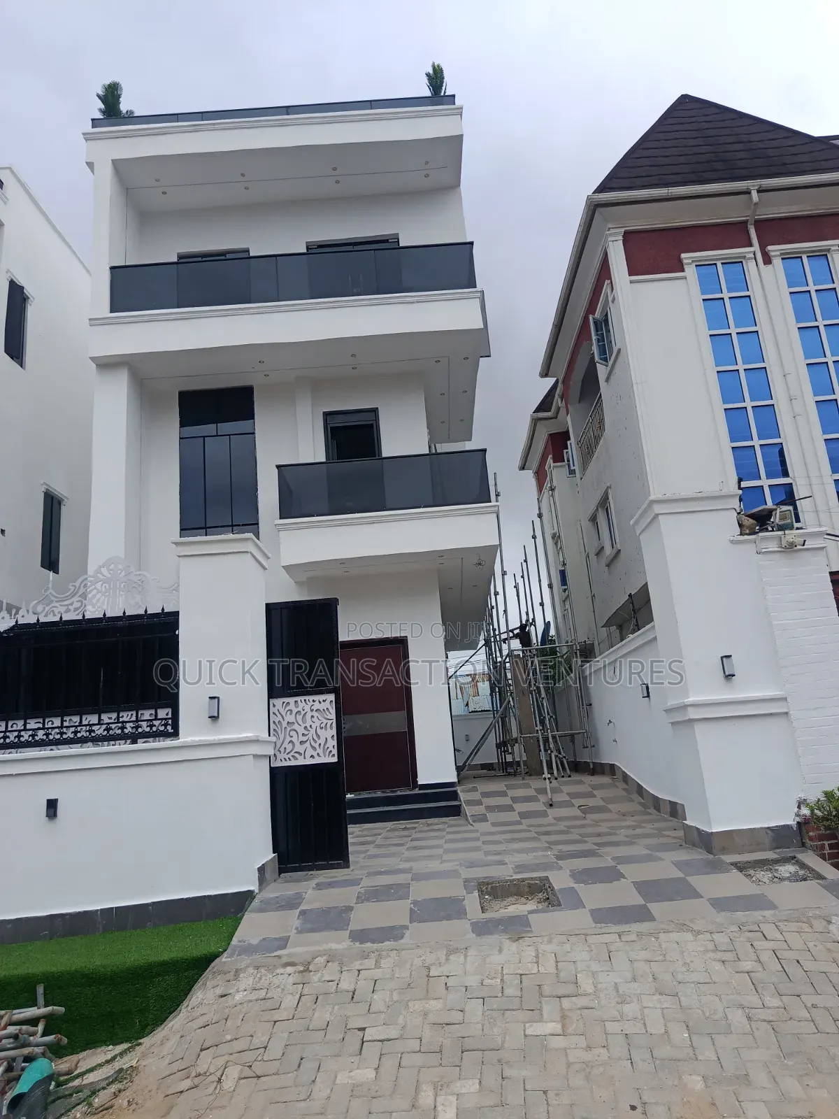 4bdrm Duplex in Startimes Estate, Okota for sale