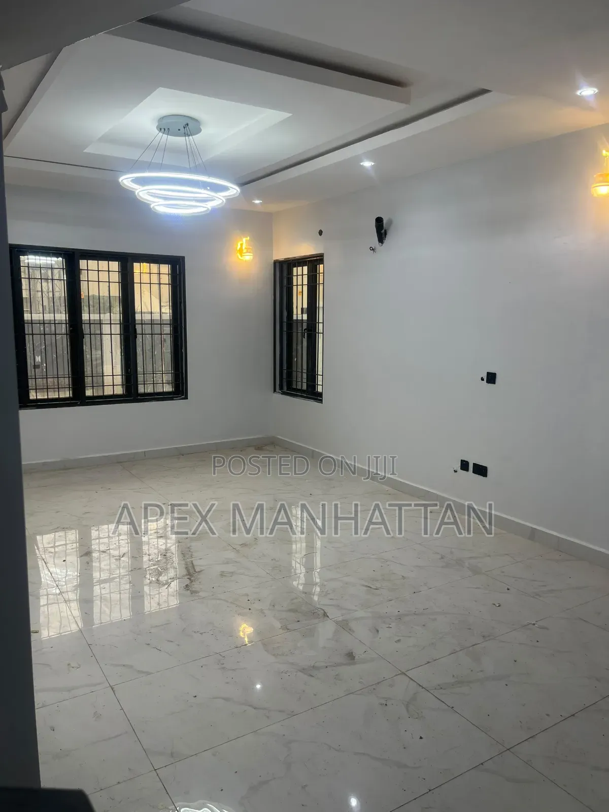 4bdrm Duplex in Jaihi Gilmore, Jahi for sale