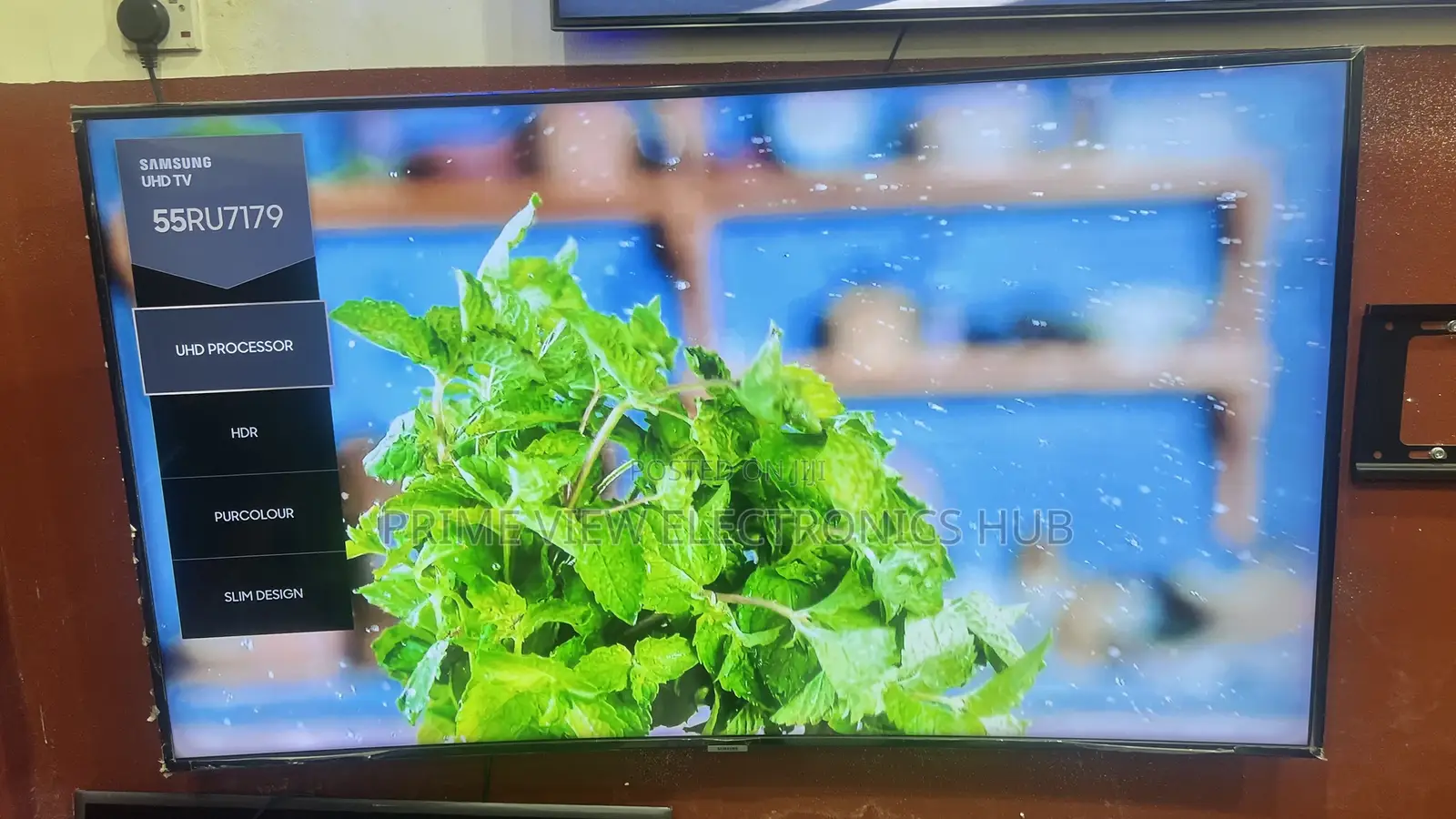 Samsung 55 RU7179 UHD Smart TV — UK Used