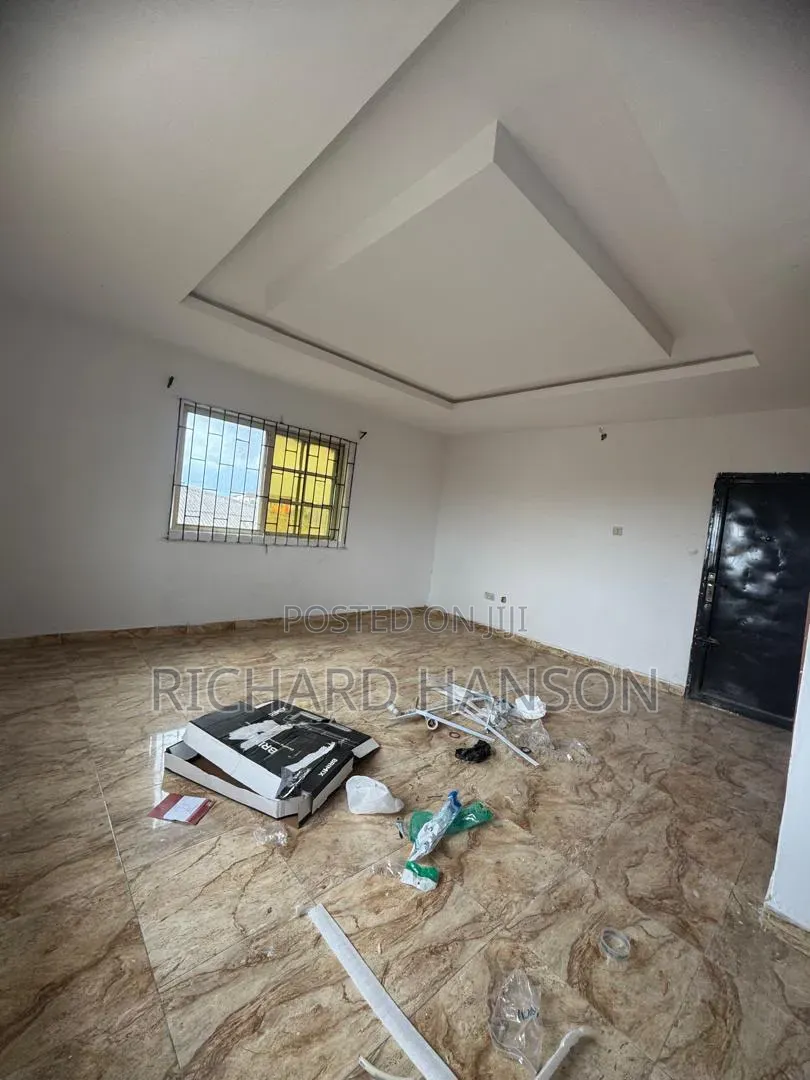 1bdrm Shared Apartment in Hopeville, Sangotedo for rent