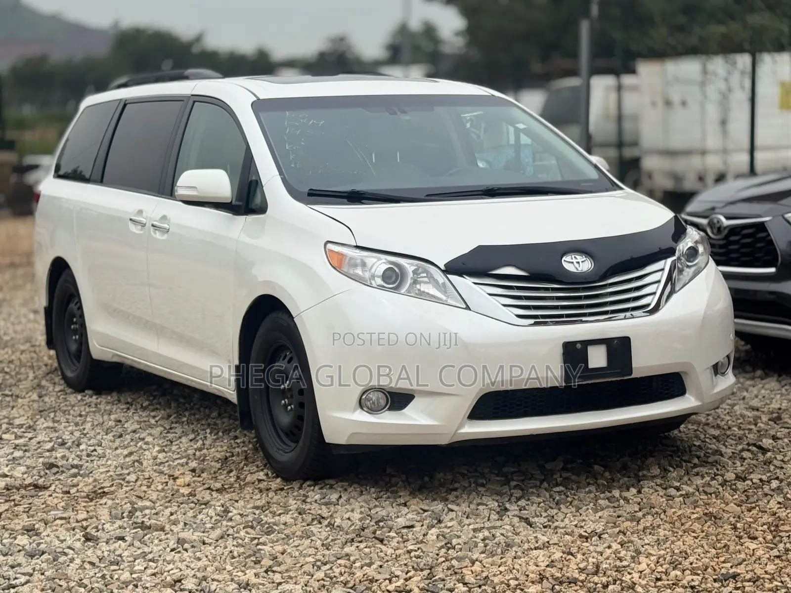 Toyota Sienna Limited 7-Passenger 4dr Minivan (3.5L 6cyl 6A) 2014 White