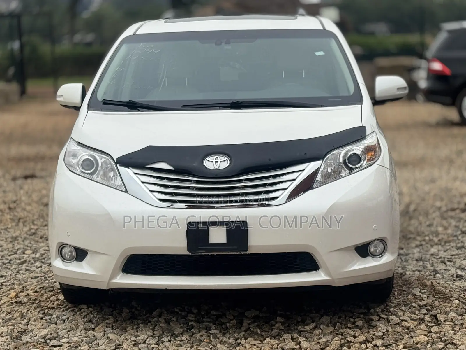 Toyota Sienna Limited 7-Passenger 4dr Minivan (3.5L 6cyl 6A) 2014 White