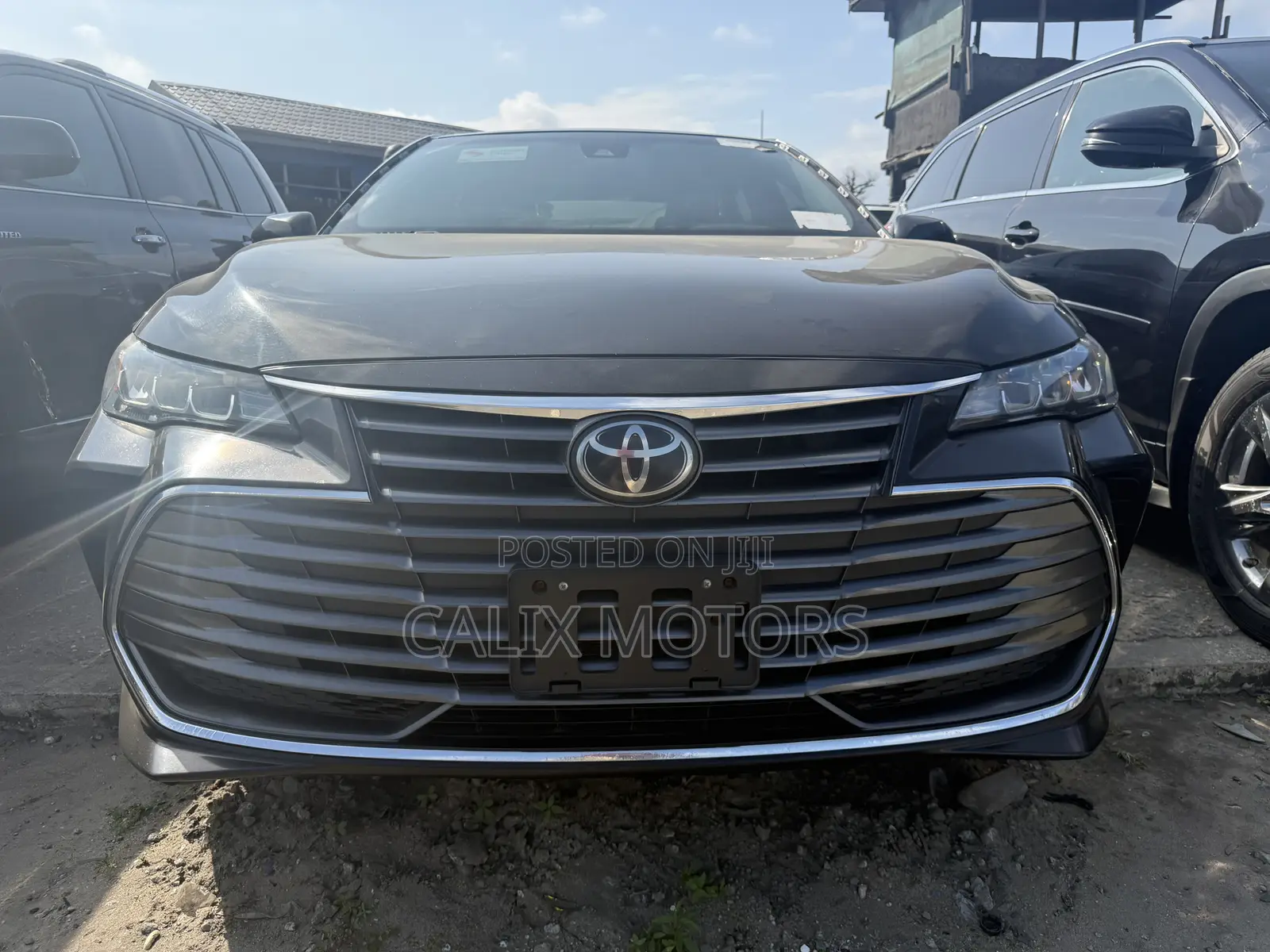 Toyota Avalon 2020 Black