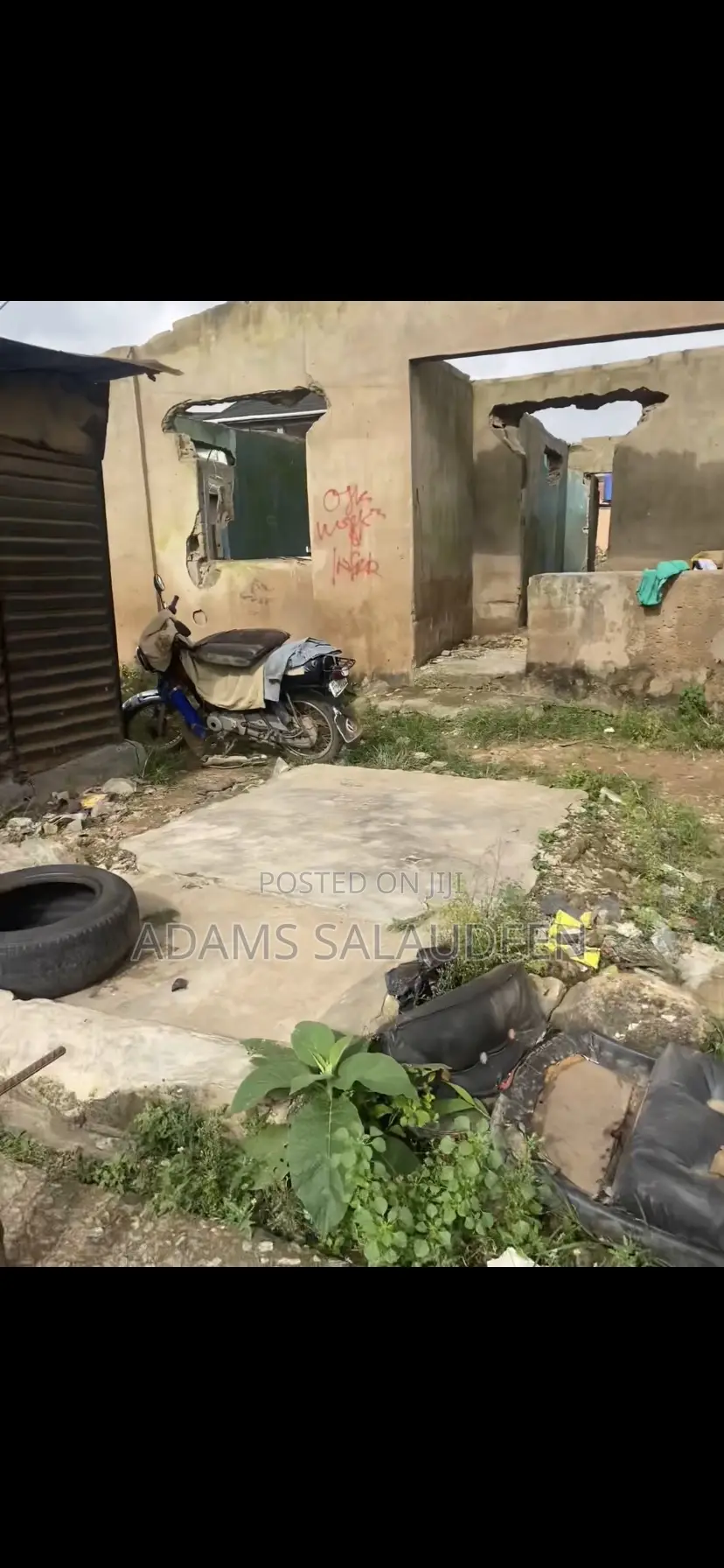 30 by 150ft* (420sqm) Land at Community Road Jankara Ijaiye for Sale*