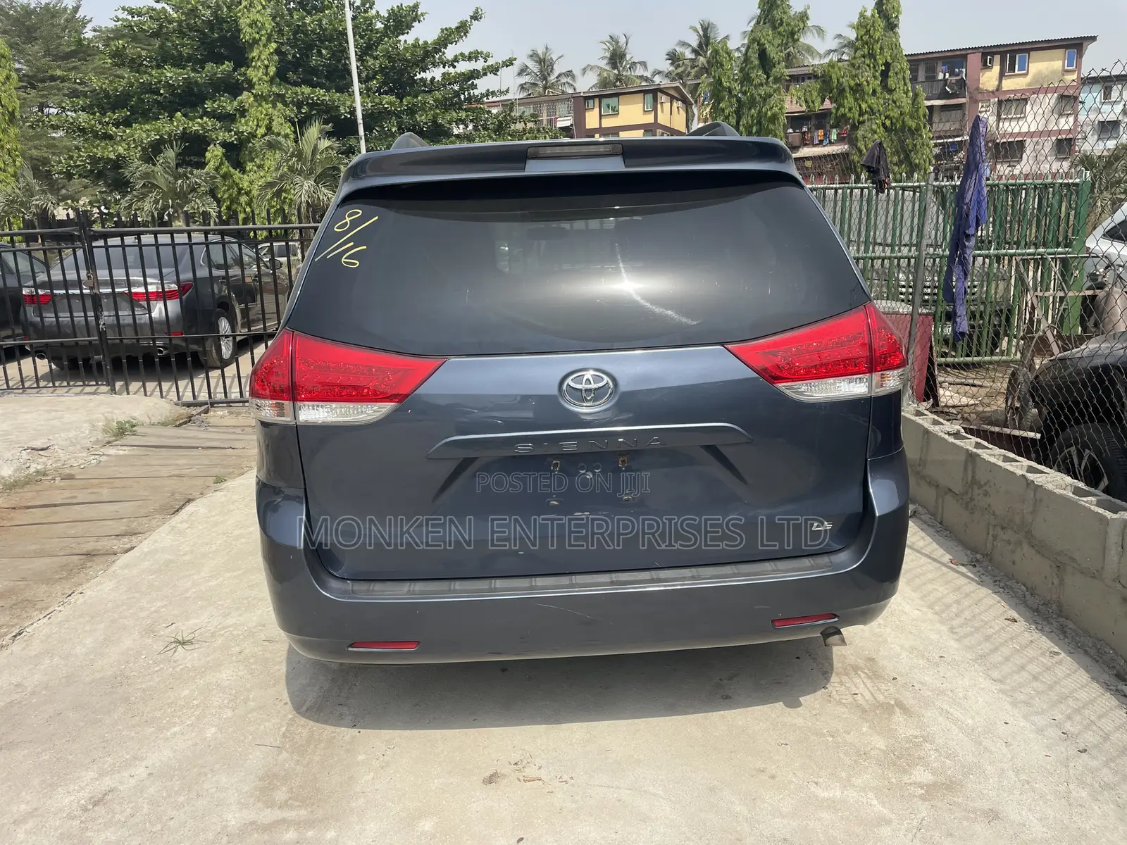 Toyota Sienna LE 8-Passenger 4dr Minivan (3.5L 6cyl 6A) 2014 Blue