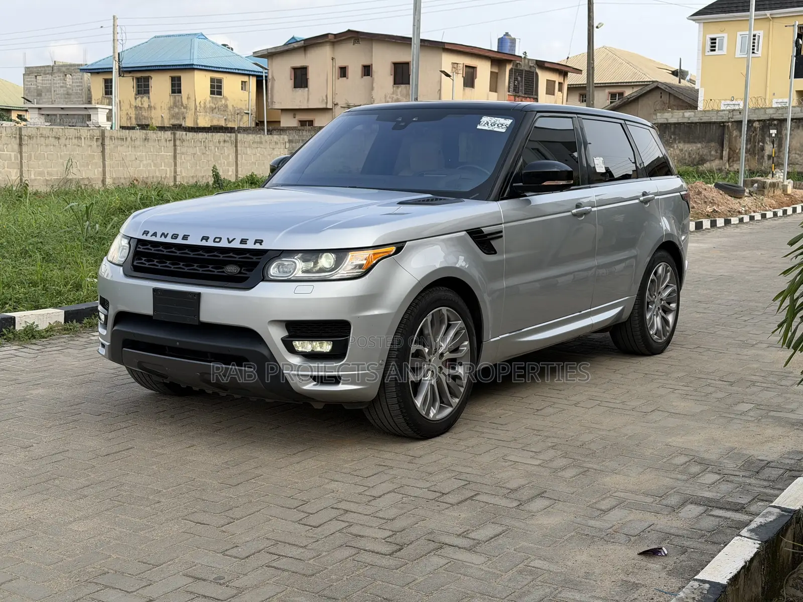 Land Rover Range Rover Sport Autobiography 4x4 (5.0L 8cyl 8A) 2017