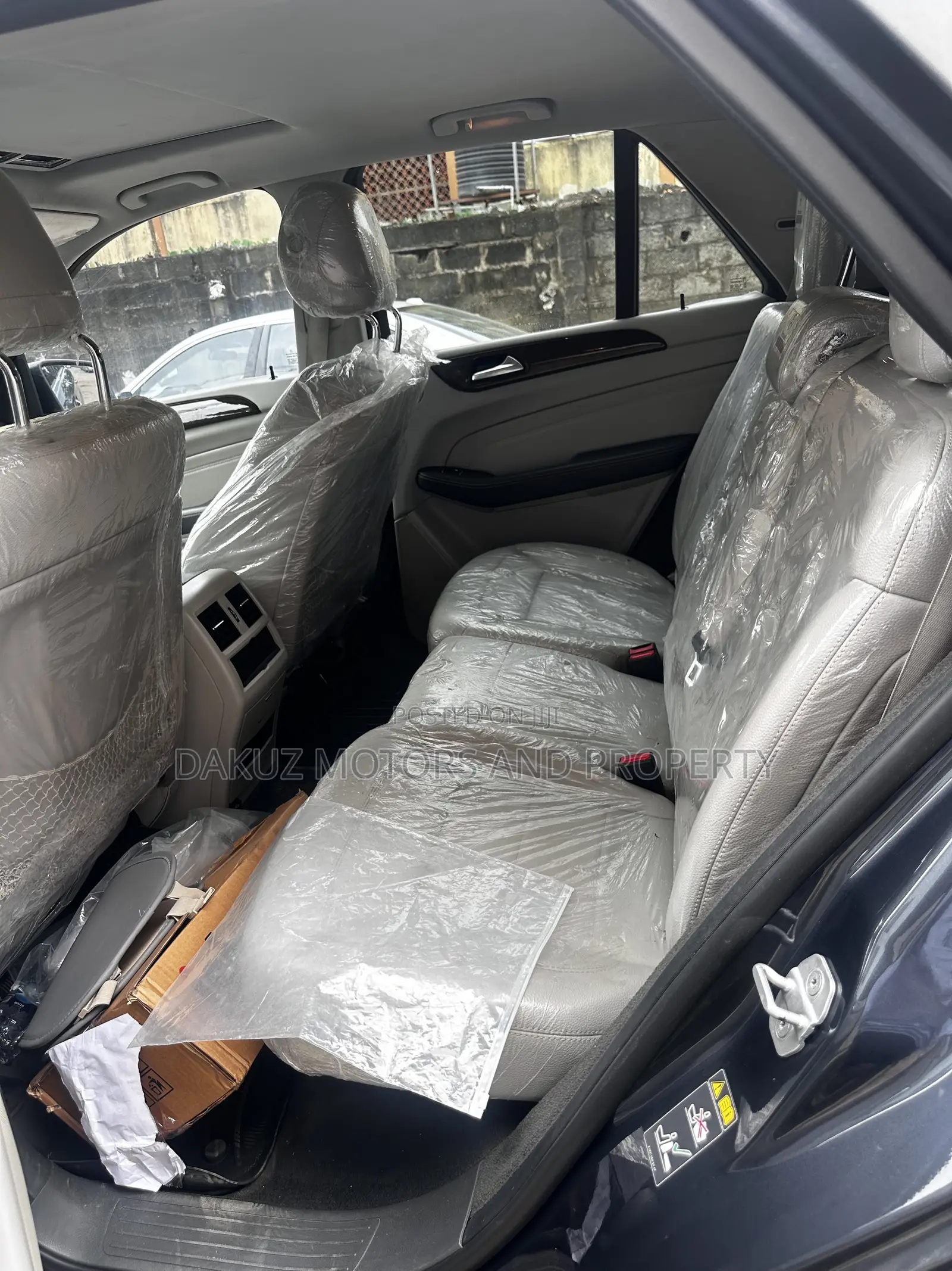 Mercedes-Benz M Class 2012 Gray