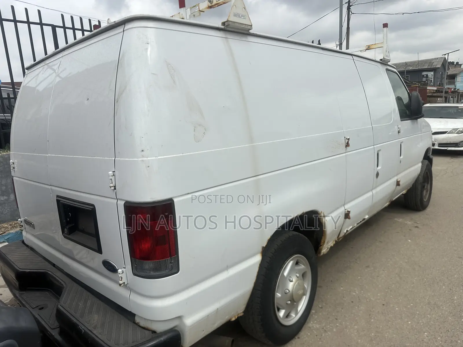 Ford E250 2012 White