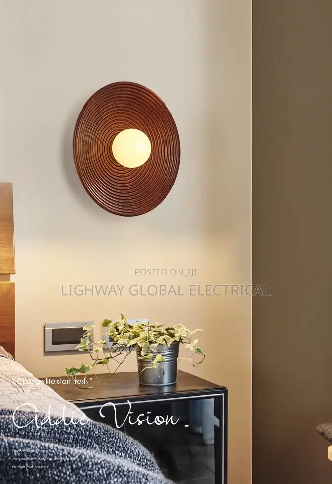 Retro Porch Aisle Resin Wall Lamp