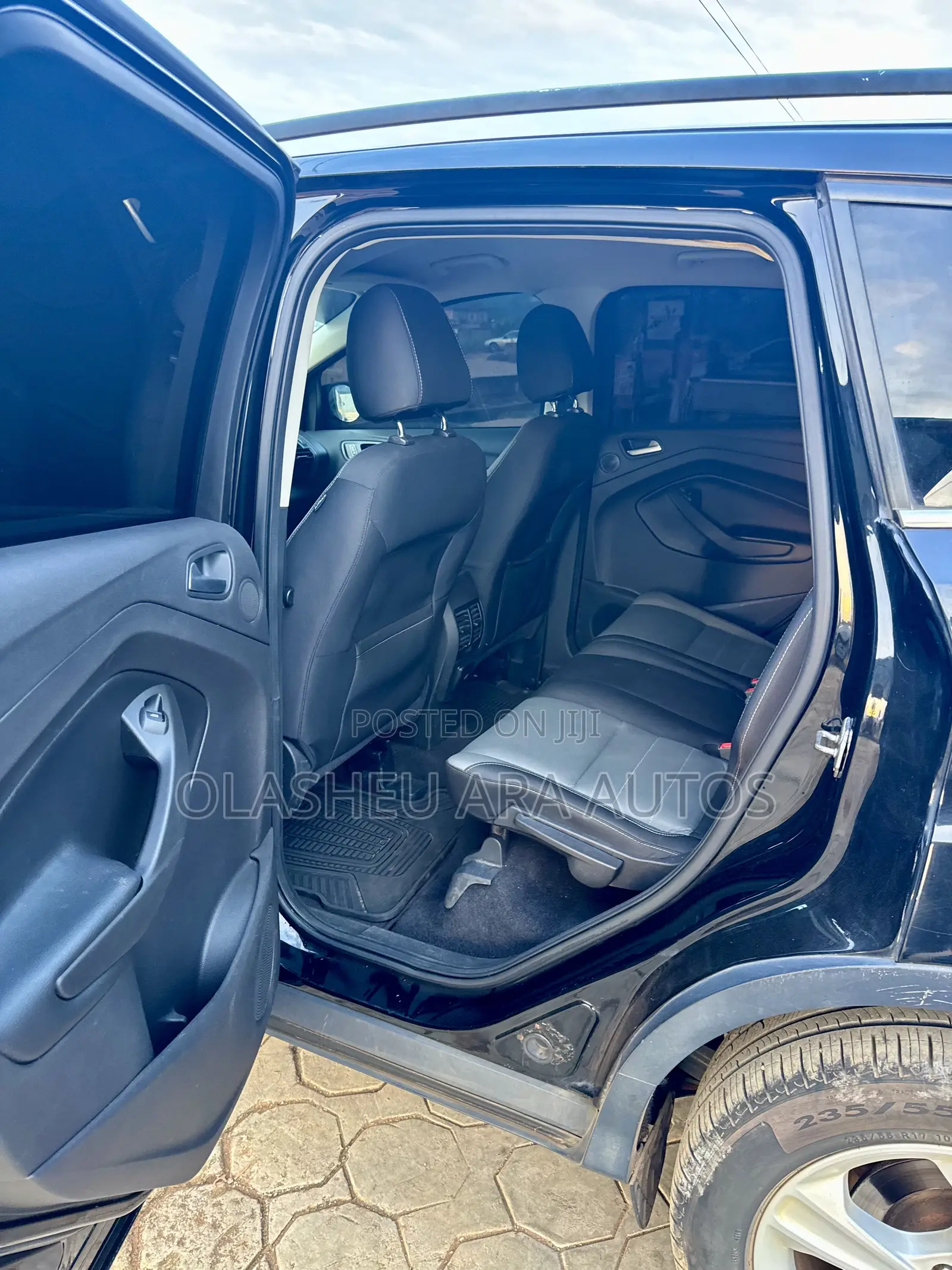 Ford Escape SE FWD 2016 Black