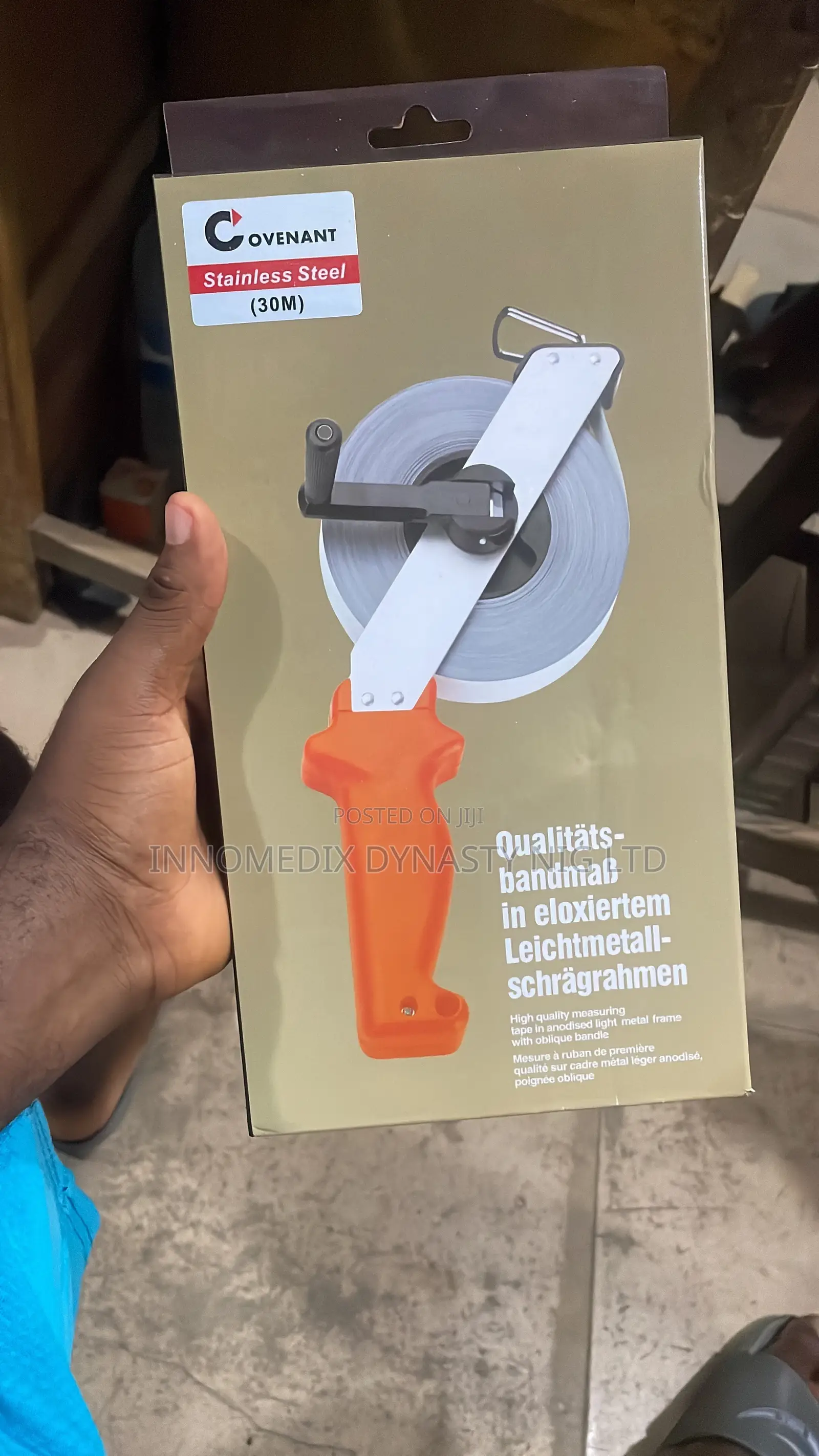 Qualitäts- Bandmaß in Eloxiertem Leichtmetall- Schrägrahmen (3M )