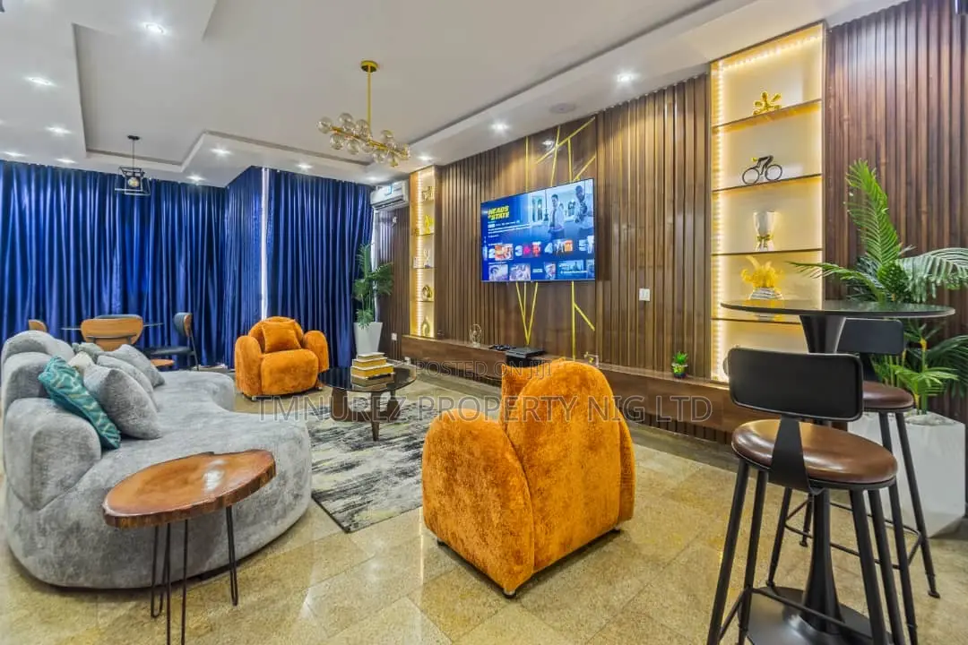 Furnished 3bdrm House in Lekki for sale