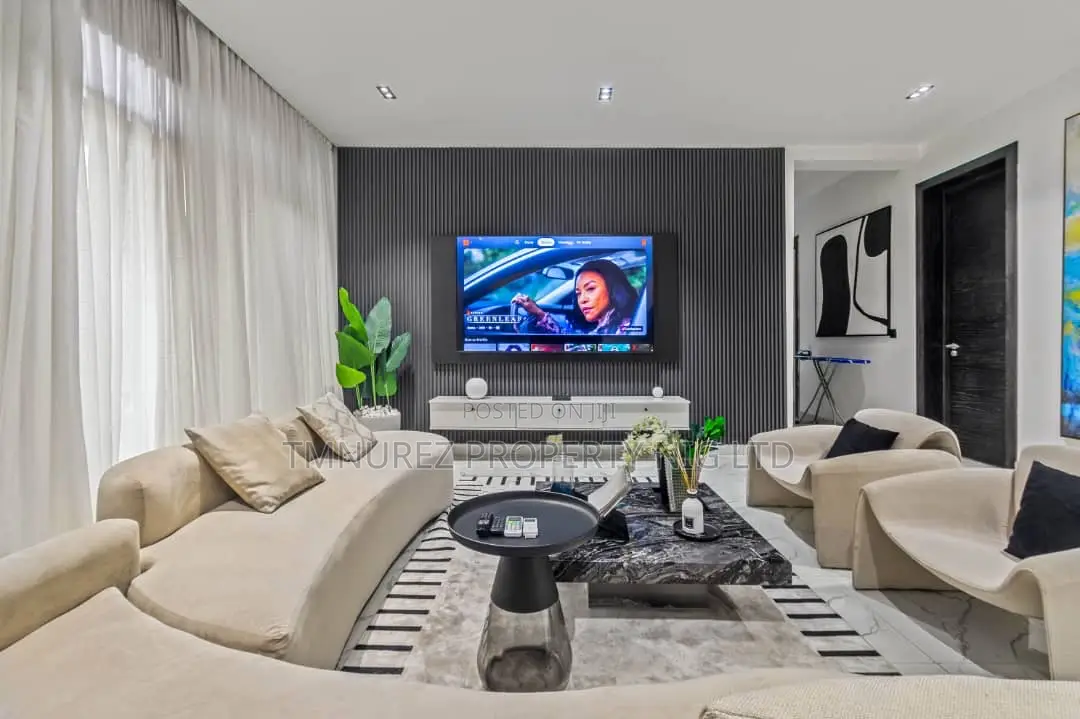 Furnished 3bdrm House in Lekki for sale