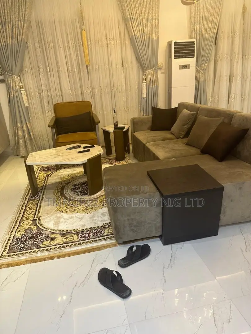 Furnished 2bdrm Apartment in Lekki for rent