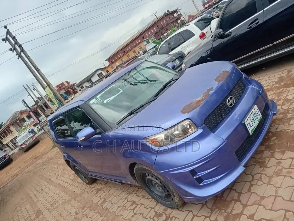 Scion xD 2011 Blue