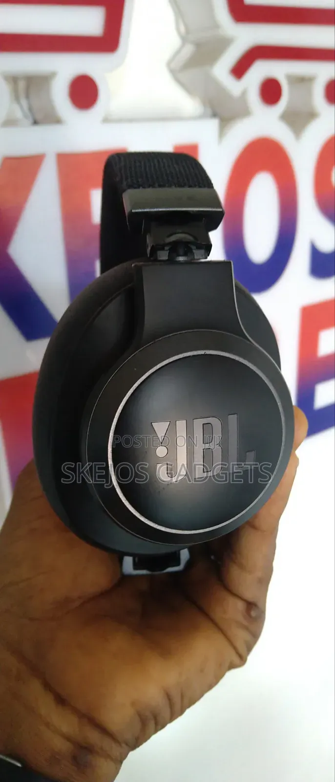 JBL Live 660NC Wireless Noise Cancelling Headphone