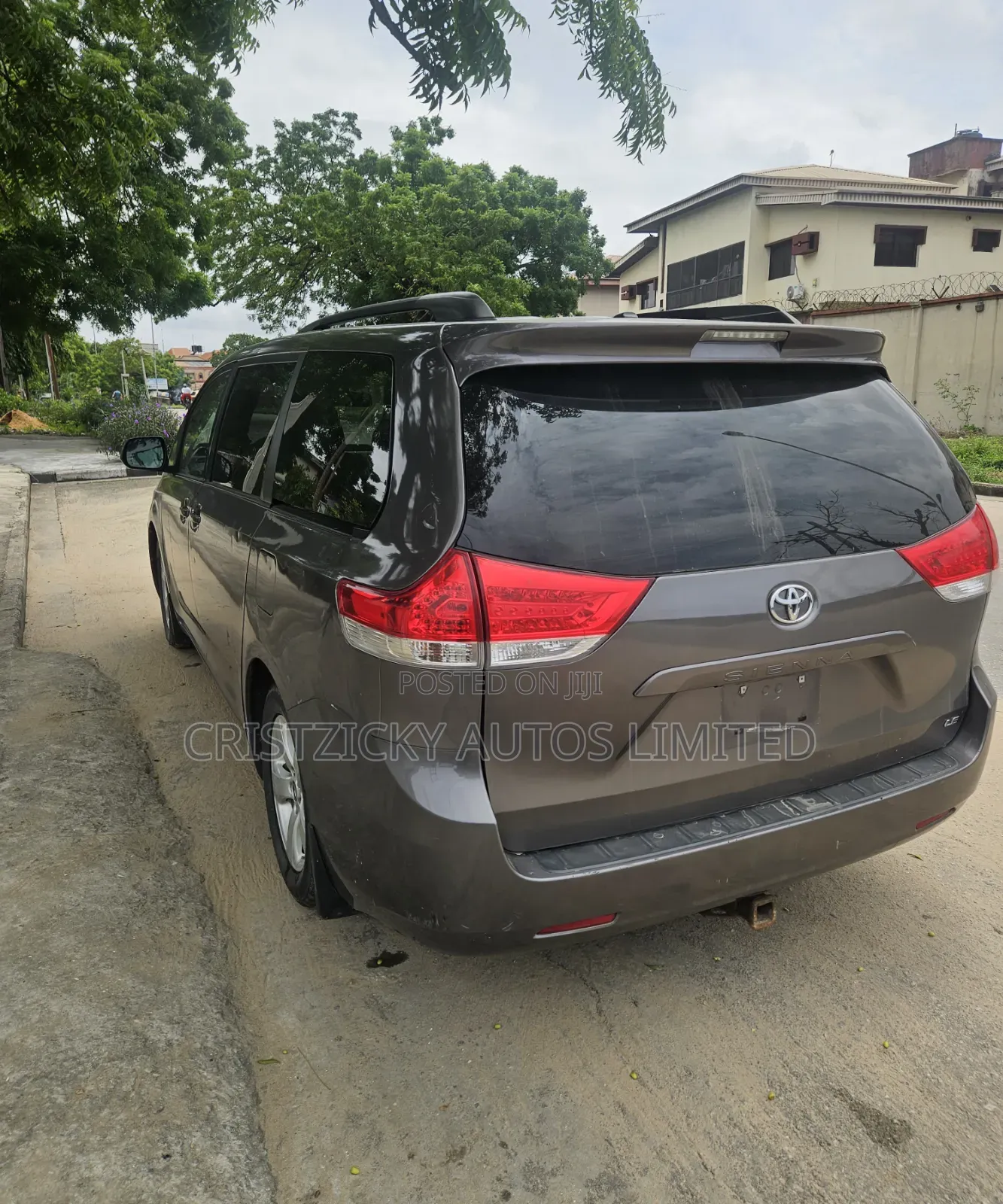Toyota Sienna 2013 Gray