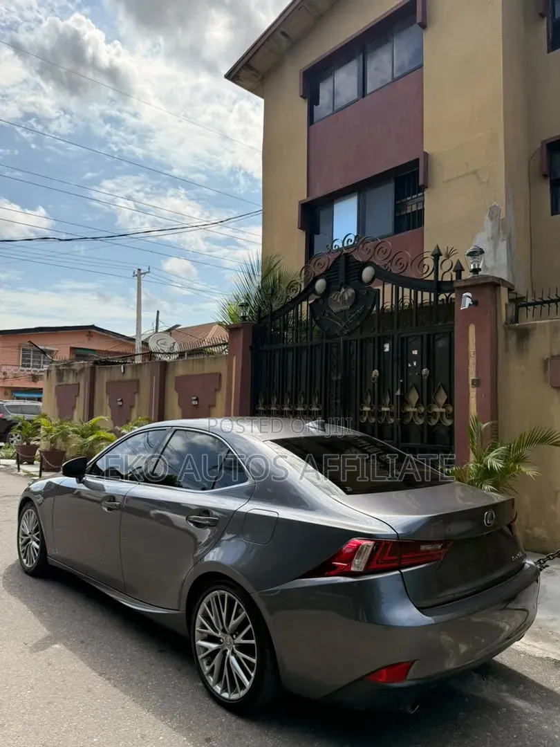 Lexus IS 2014 Gray
