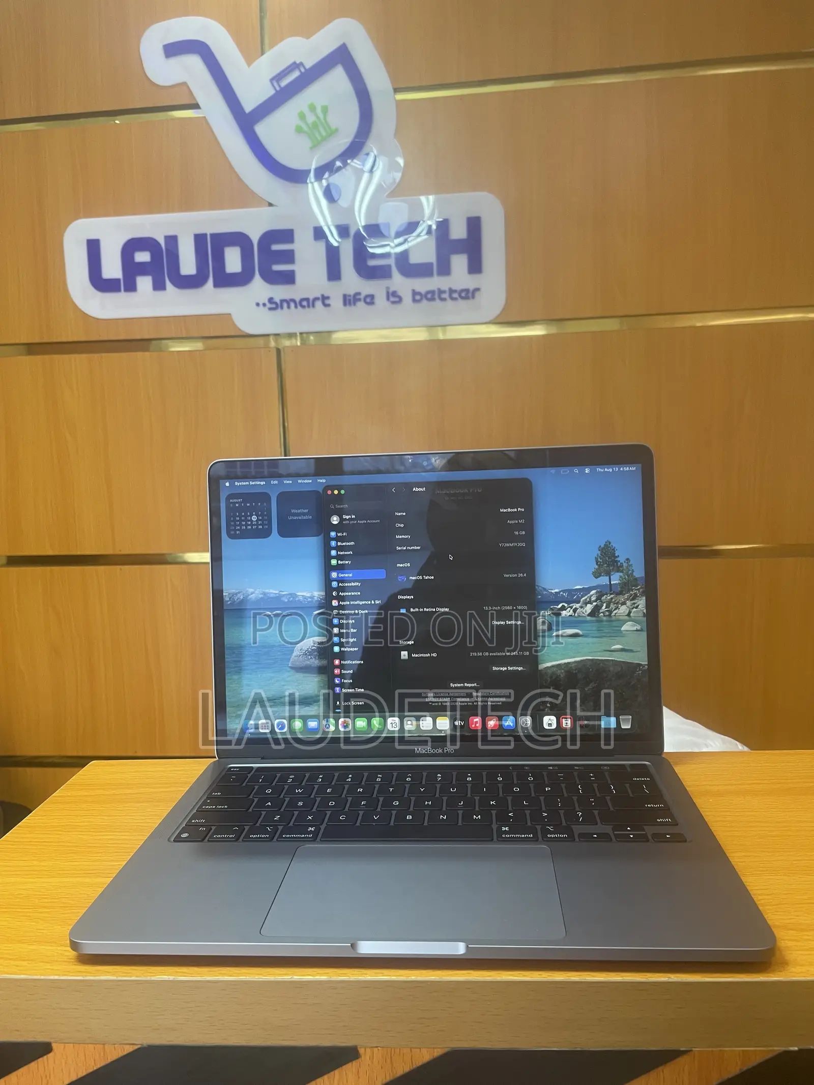 Laptop Apple MacBook Pro 2022 M2 16GB Apple M2 SSD 256GB