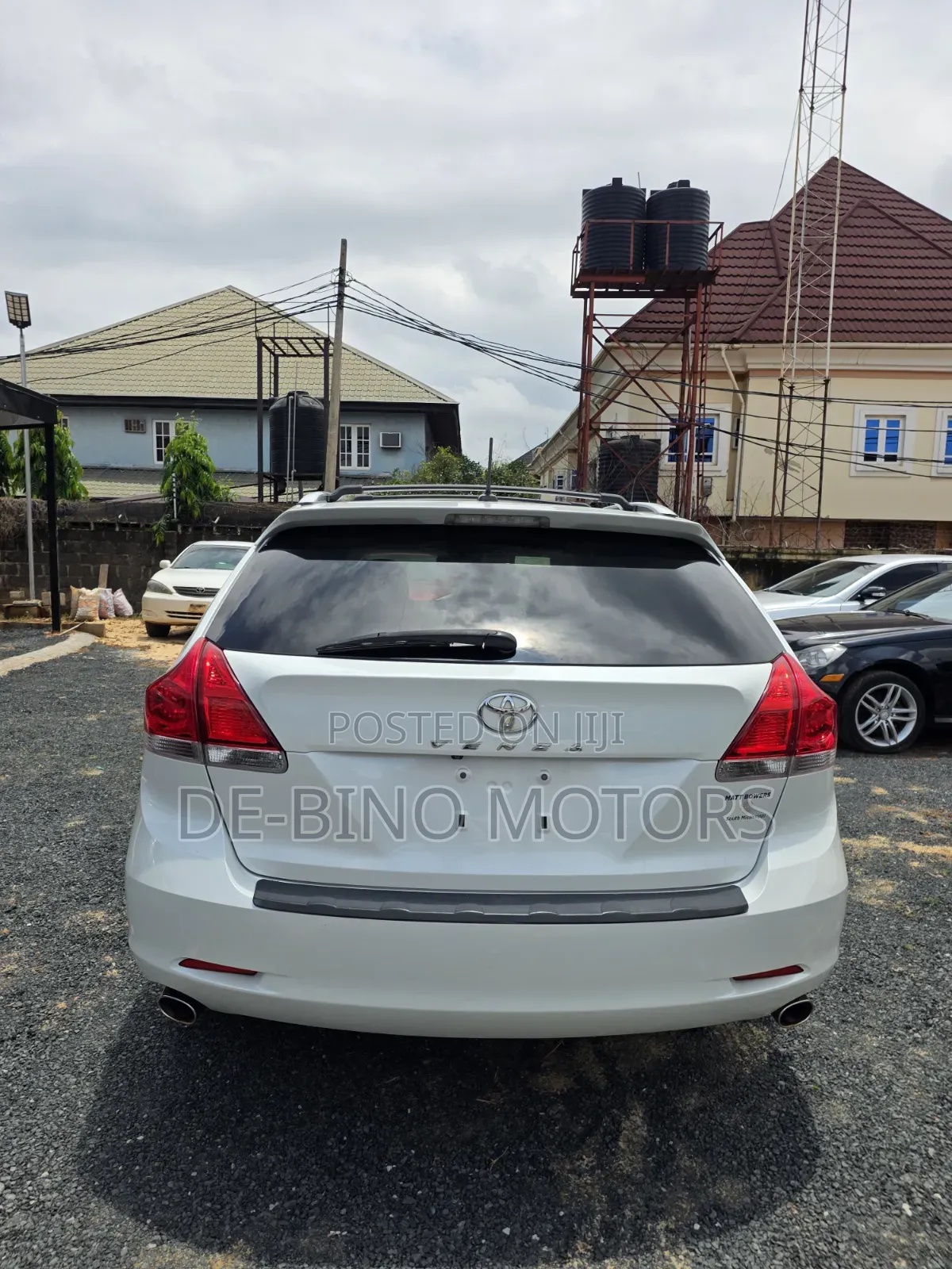 Toyota Venza 2010 White
