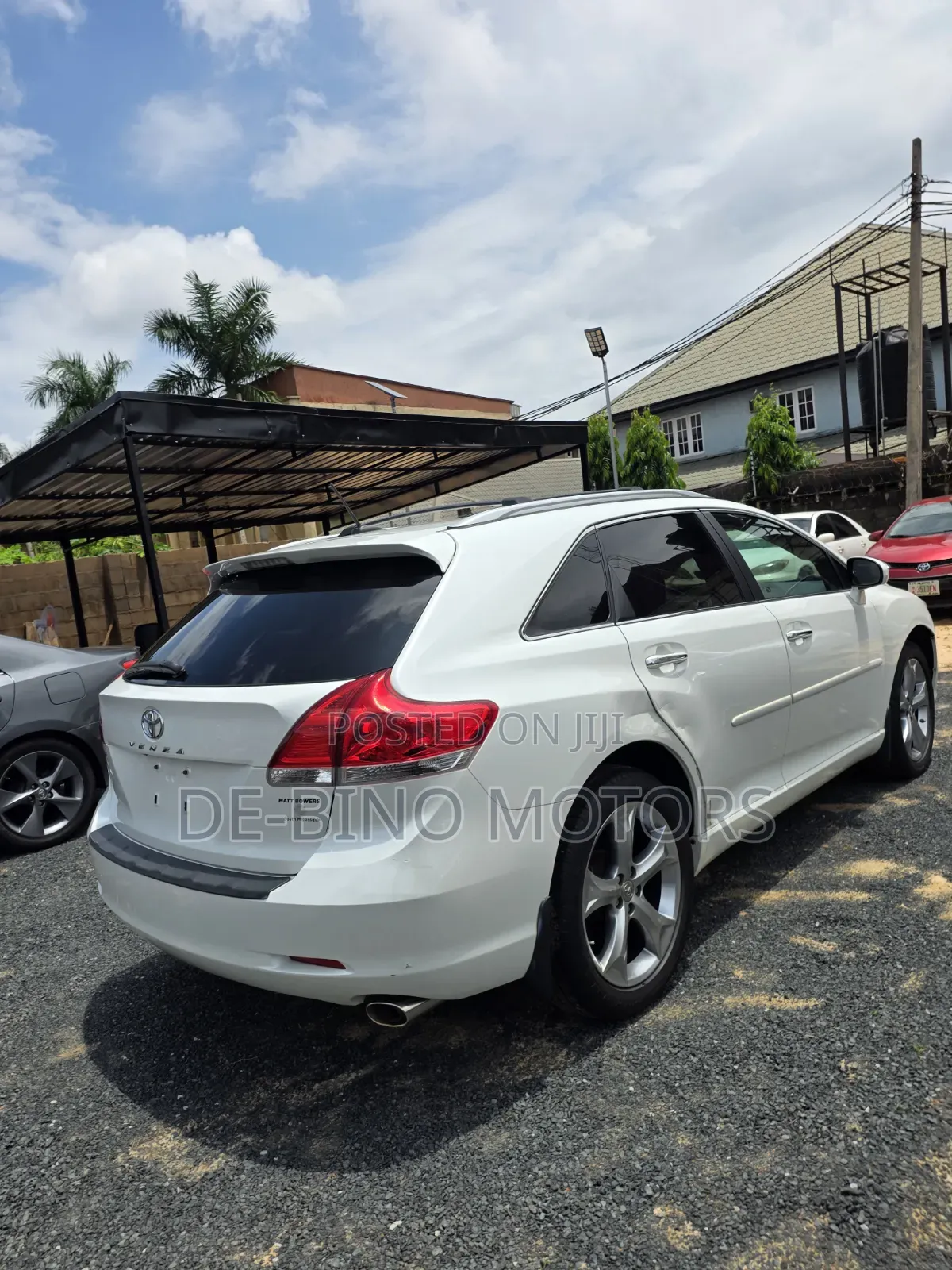 Toyota Venza 2010 White