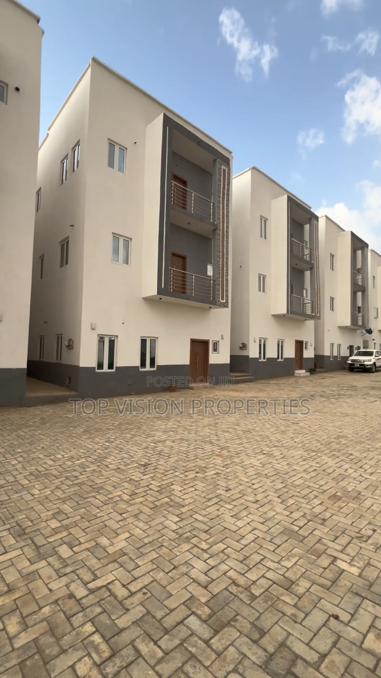 4bdrm Duplex in Katampe (Main) for sale