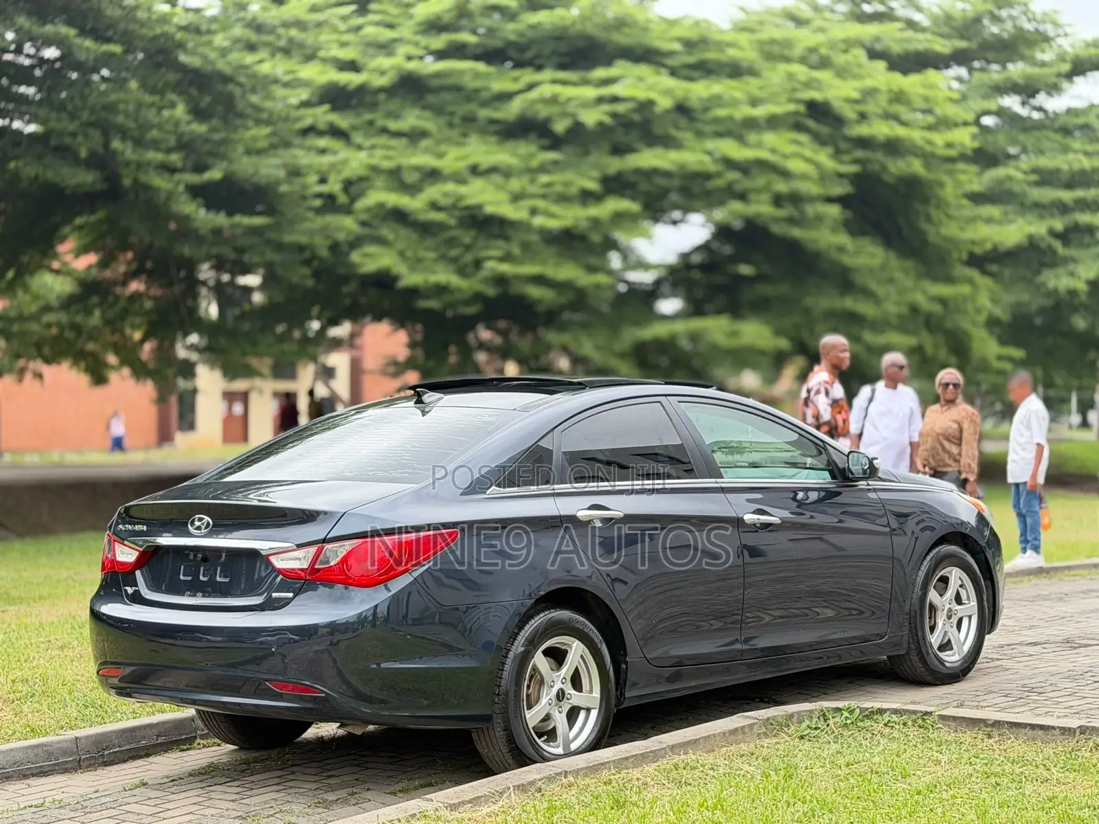 Hyundai Sonata Limited Sedan FWD (2.4L 4cyl 6A) 2013 Gray