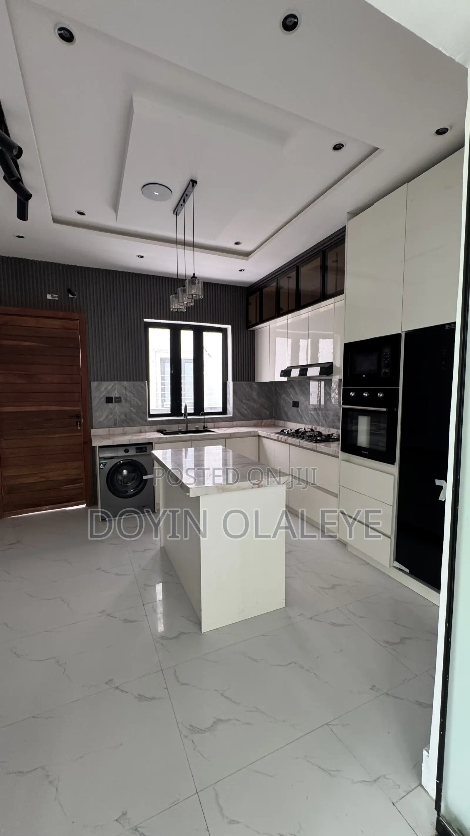 5bdrm Duplex in Ado / Ajah for sale