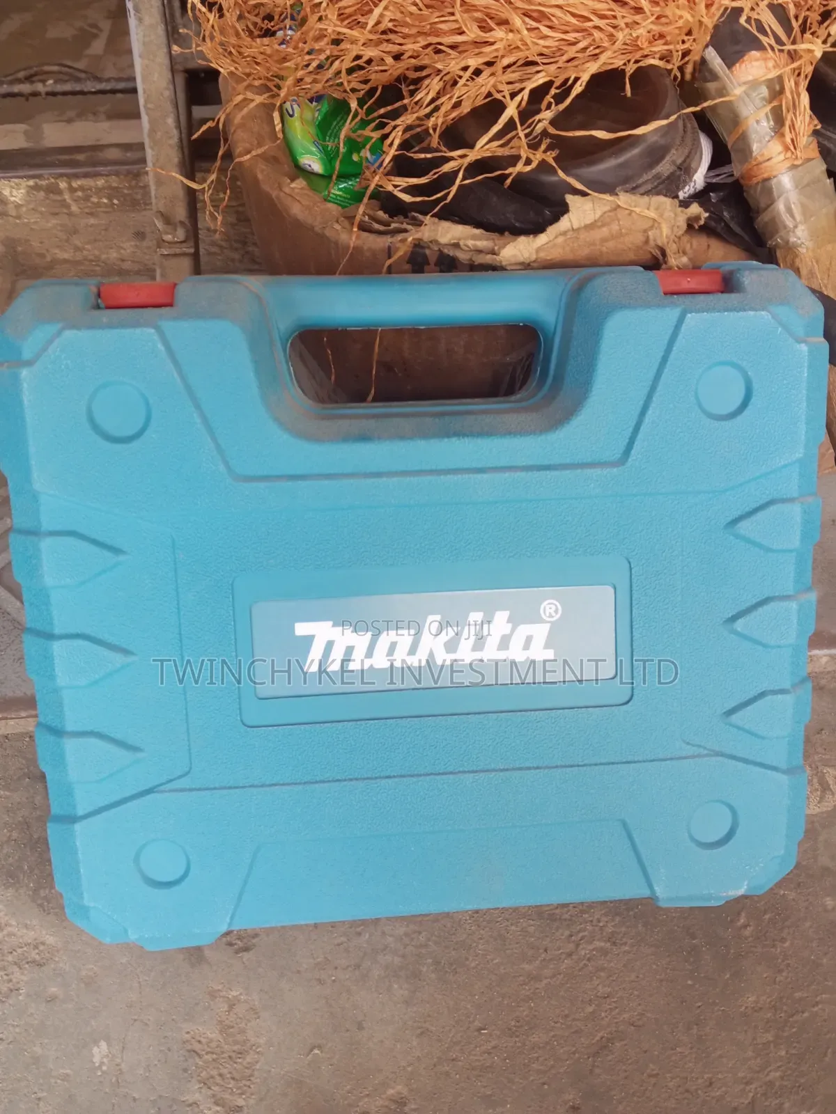 Makita Tools Box and Battery Machine