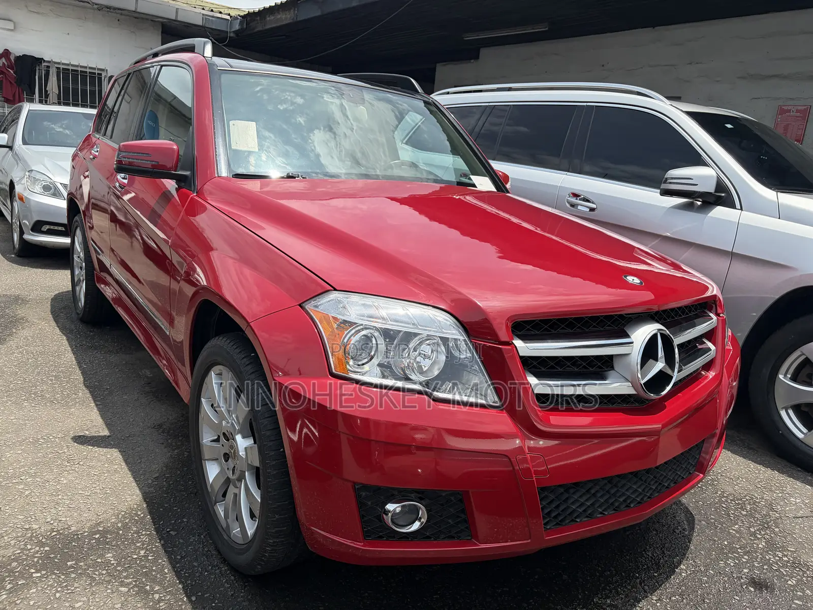 Mercedes-Benz GLK-Class 350 2011 Red