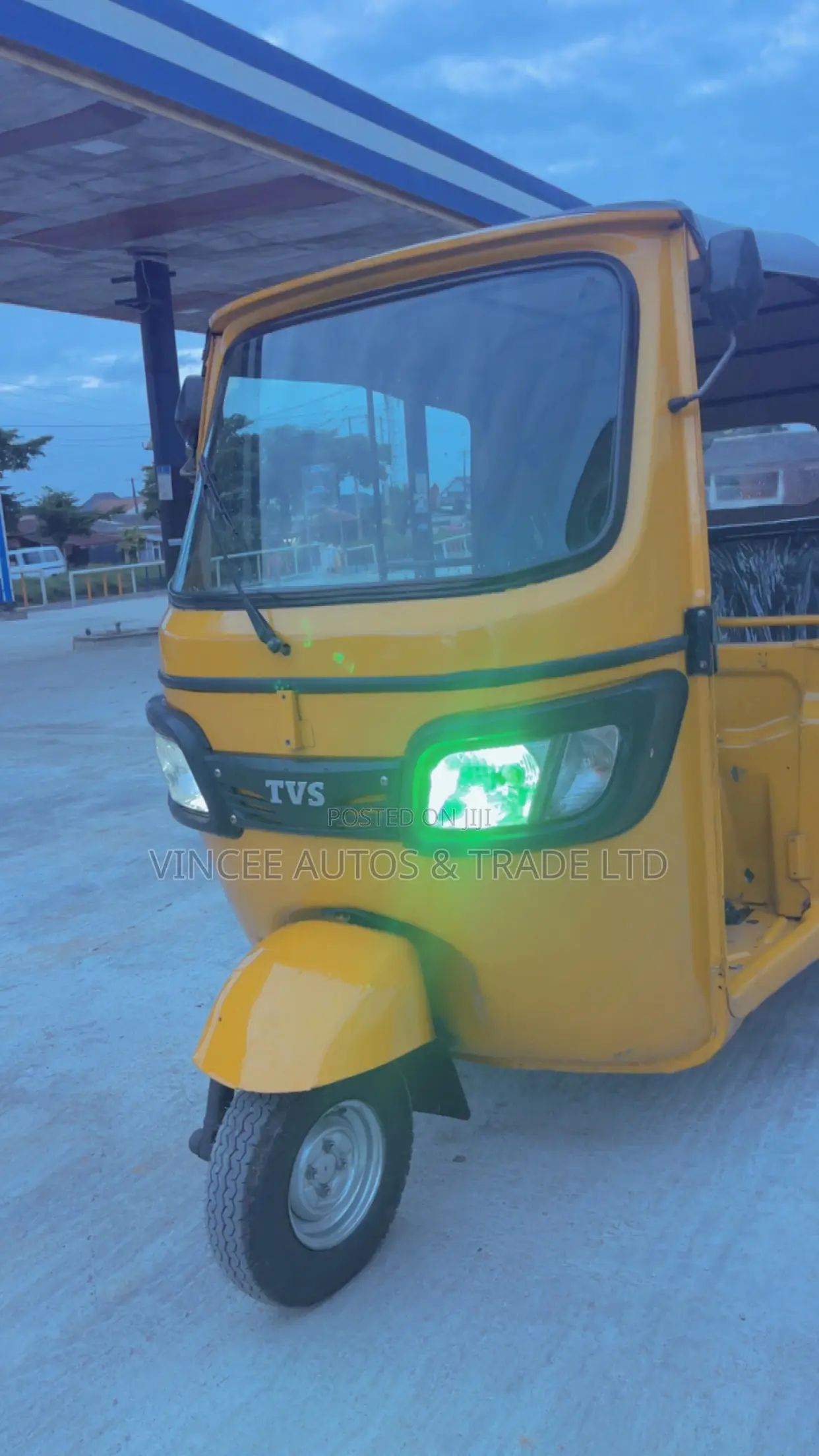 TVS King Deluxe Plus iTouch Start 2024 Yellow