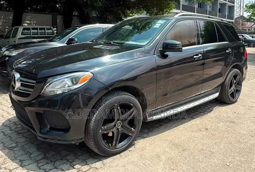 Mercedes-Benz GLE-Class 2017 Black
