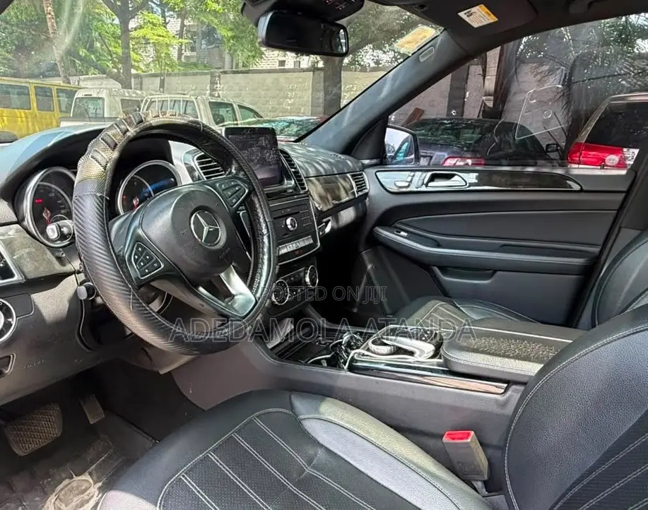 Mercedes-Benz GLE-Class 2017 Black
