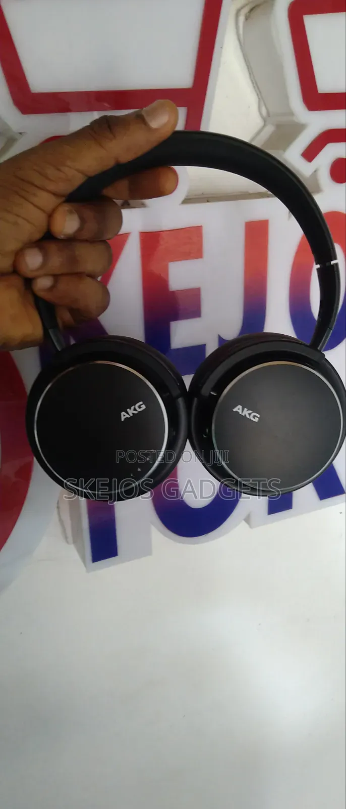 Samsung AKG Y600NC Wireless Noise Cancelling Eadphone
