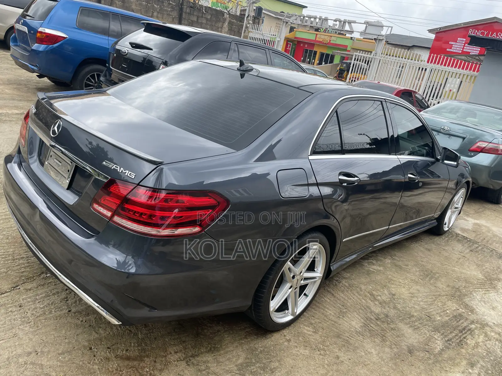 Mercedes-Benz E350 2012 Gray