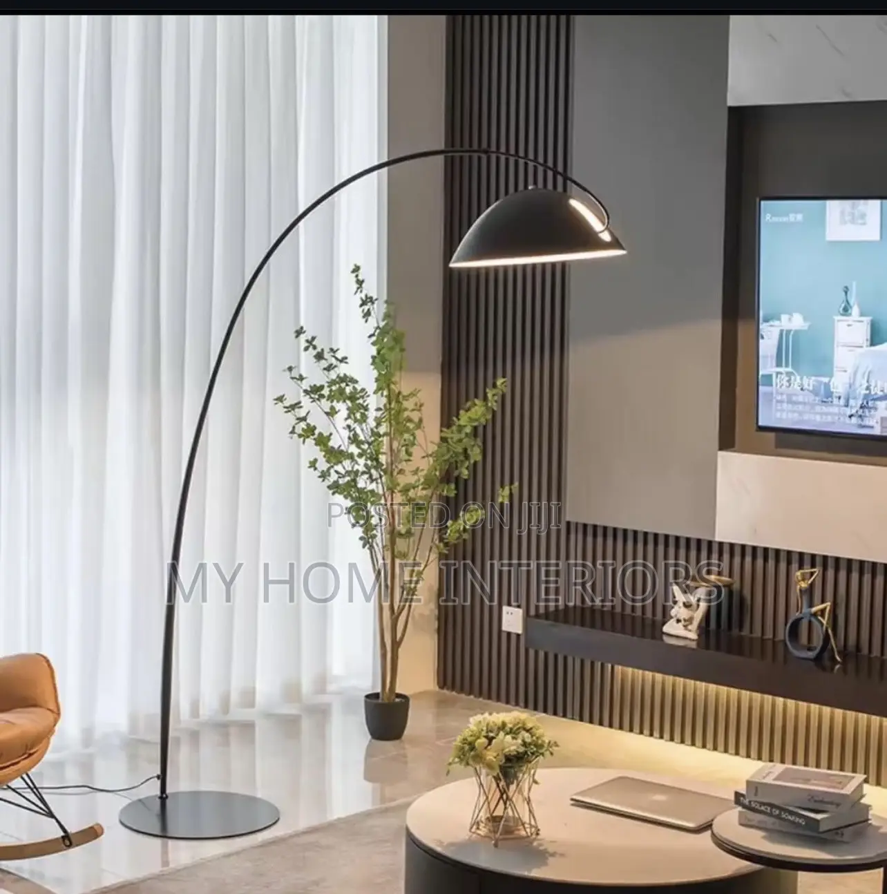 Standing Curved Floor Lamp