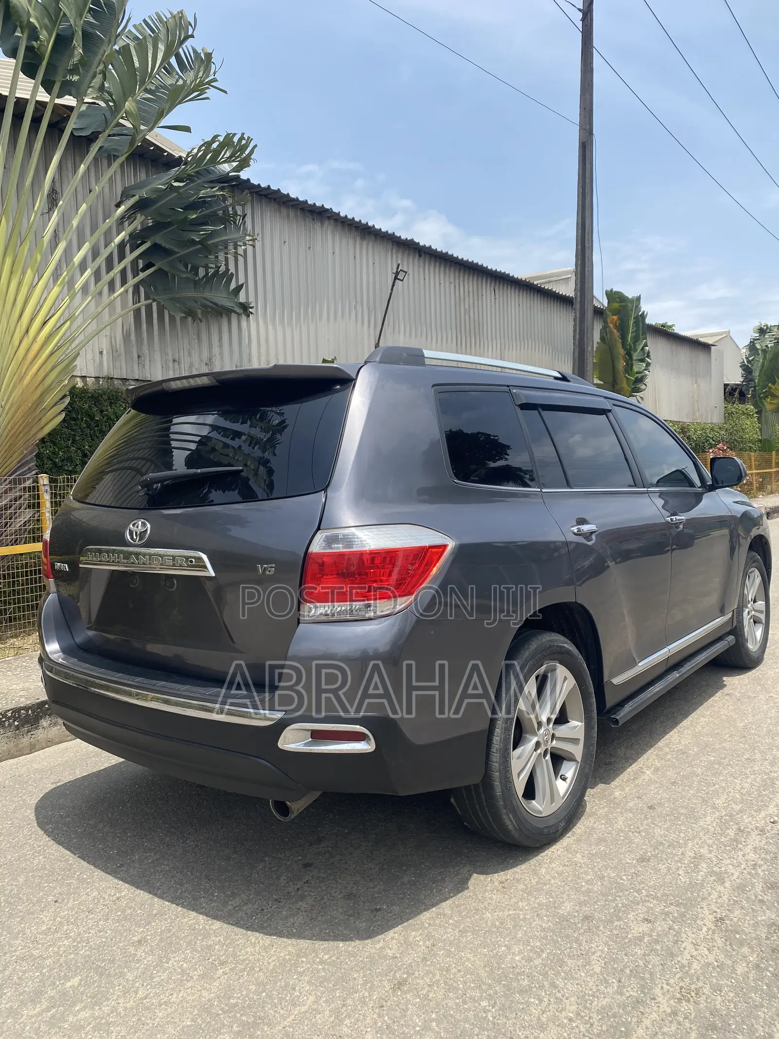 Toyota Highlander Limited 3.5l 4WD 2013 Gray
