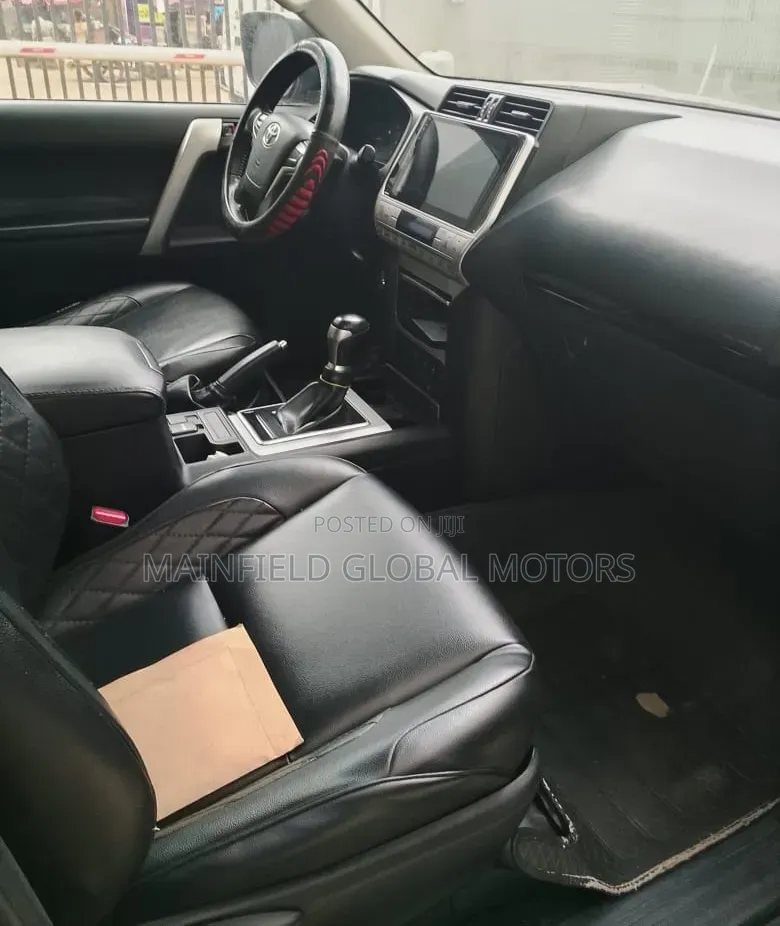 Toyota Land Cruiser Prado 2020 Black
