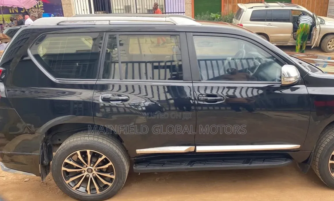 Toyota Land Cruiser Prado 2020 Black